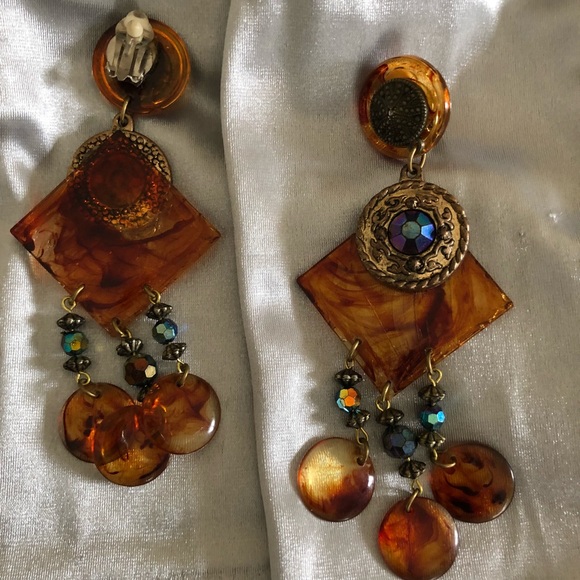 Long Clip on earrings - Picture 5 of 5